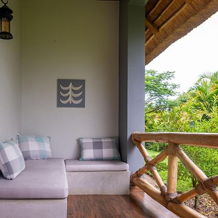 Emburara Farm Lodge Mbarara ภายนอก รูปภาพ