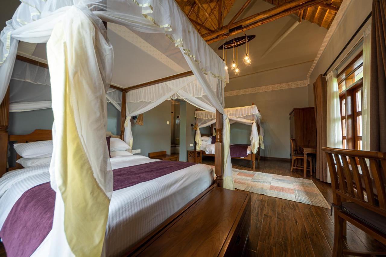 Emburara Farm Lodge Mbarara ภายนอก รูปภาพ